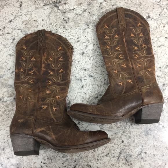 ariat desert holly cowgirl boots